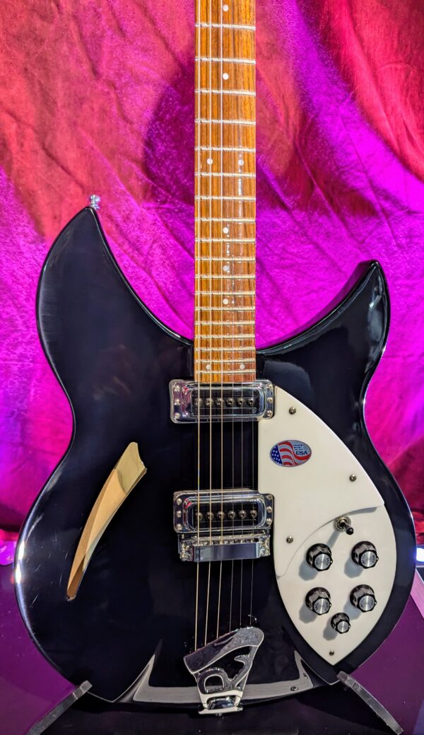 Rickenbacker 330 Jetglo – Image 2