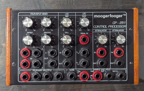 Moog Moogerfooger CP-251 - B-stock