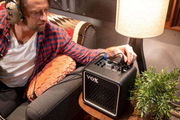 Vox Mini GO 3 Portable Modeling Amplifier – Image 3