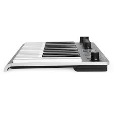 ESI Xsynth – Synthétiseur Portable